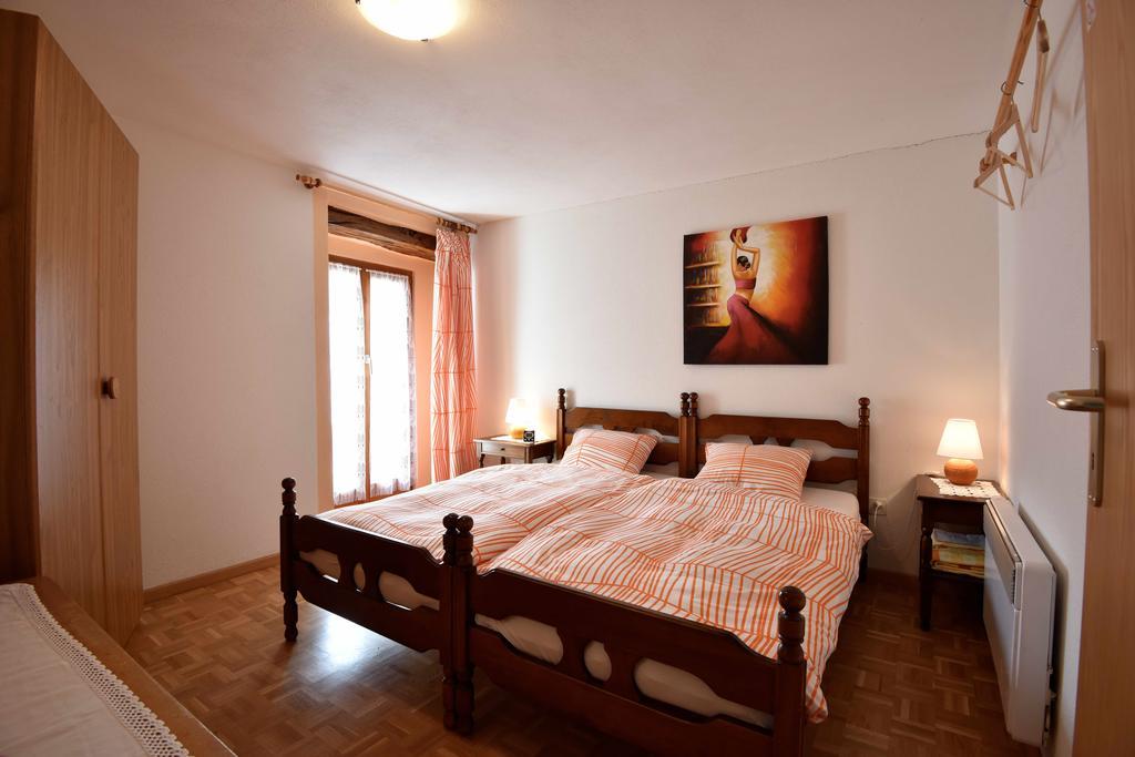 Da Erminia Bed & Breakfast Verdabbio Ruang foto