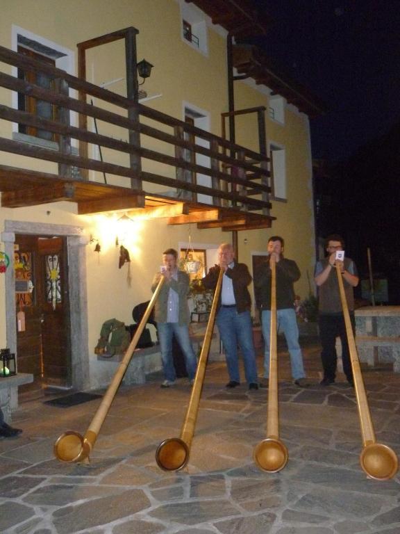 Da Erminia Bed & Breakfast Verdabbio Bagian luar foto